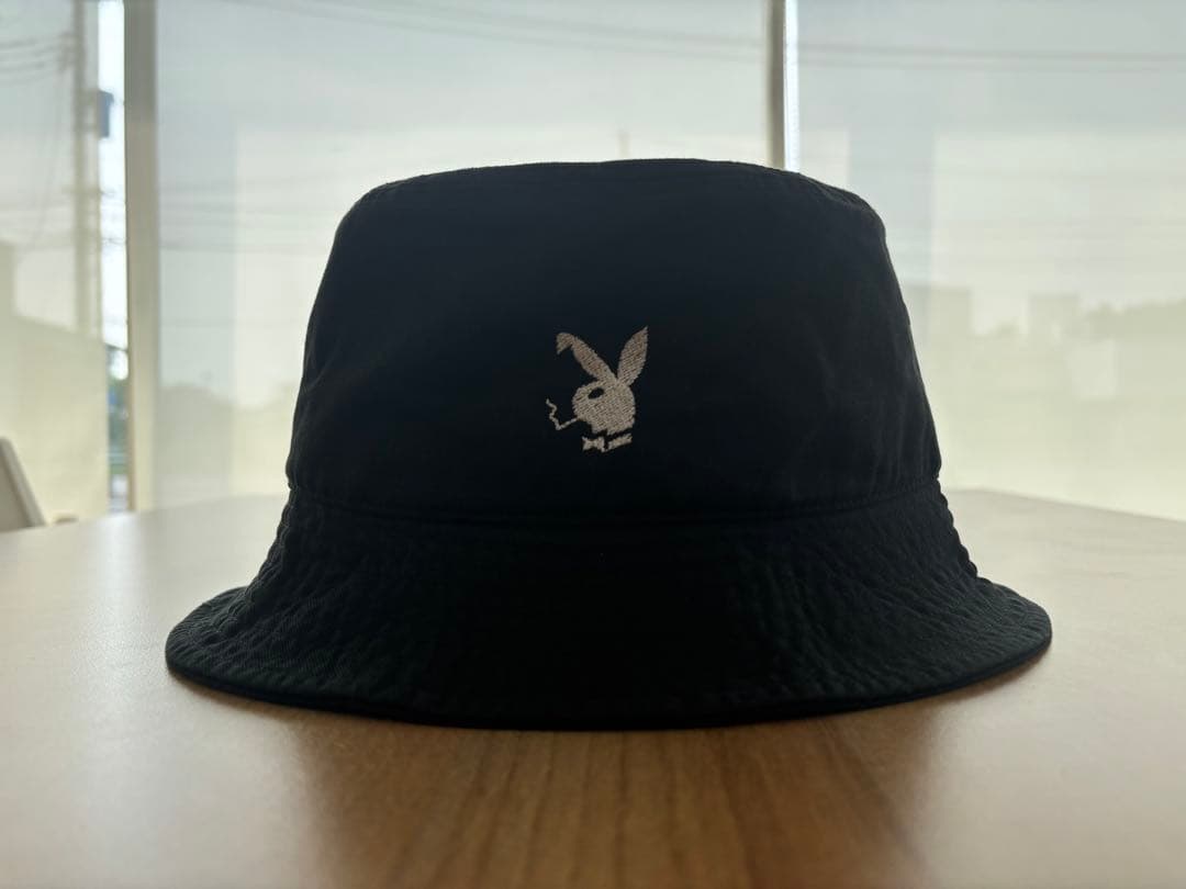 ④プレイボーイ風　バケットハット　PLAYBOY