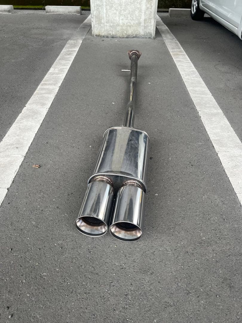 ホンダ　レジェンドka9 社外マフラー