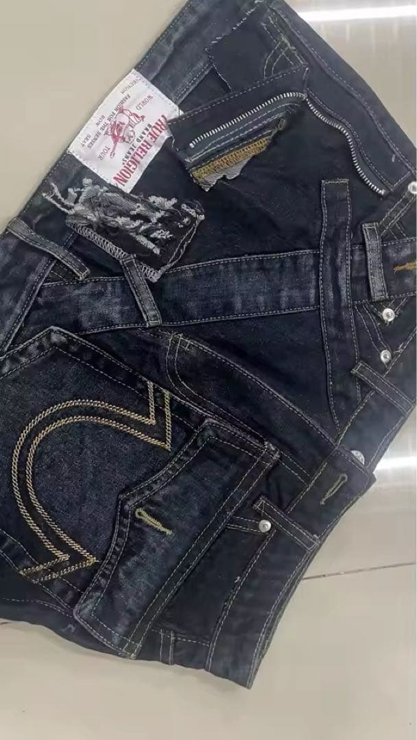 True Religion ダークデニム ミニスカート 新品タグ付き