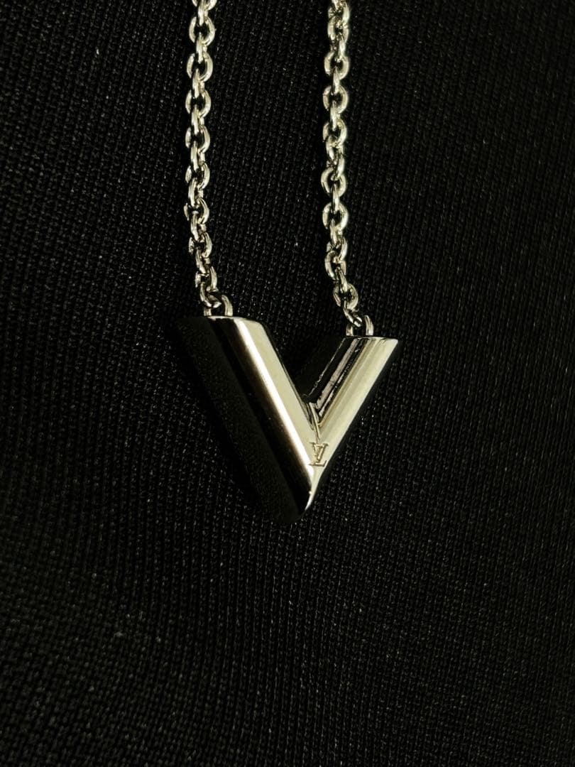 アクセサリー Louis Vuitton Essential V