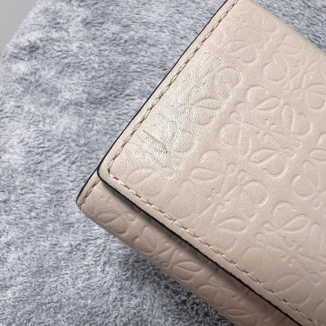 ロエベ 6連キーケース アナグラム リピート エンボス 型押し