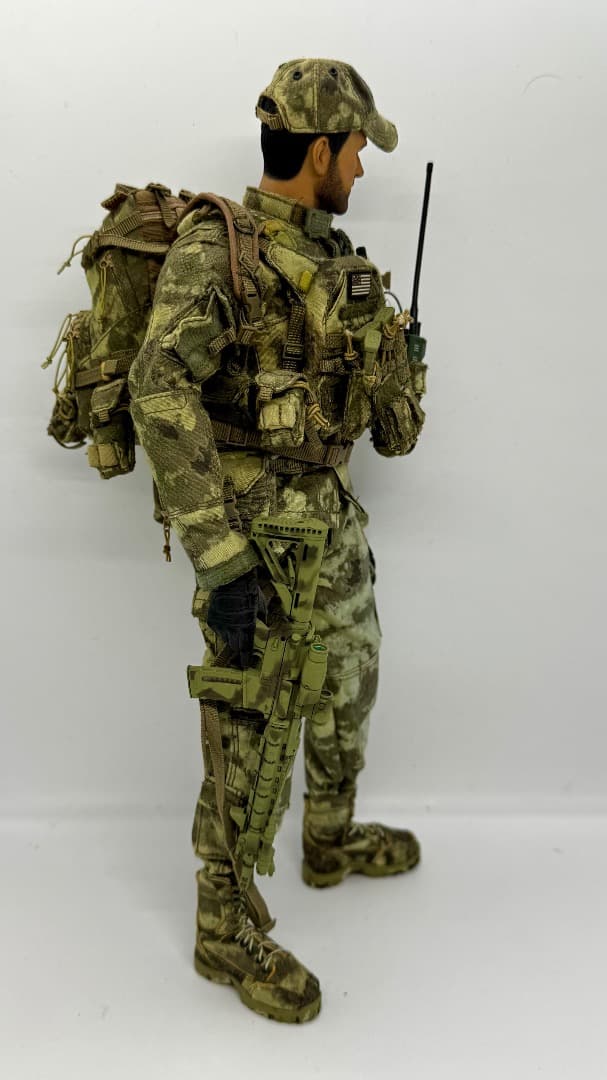 【箱無し/美品】アメリカ軍 先進戦術隠蔽システムオペレータ 1/6フィギュア