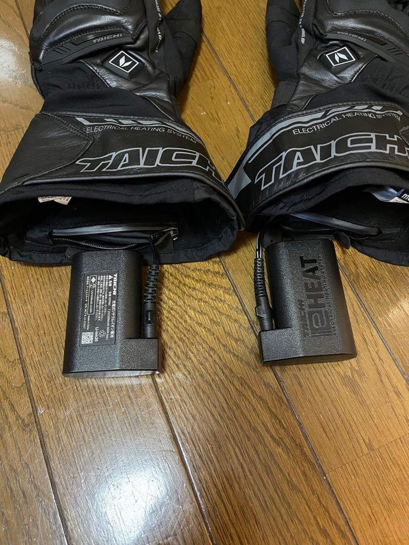 RS TAICHI 電熱グローブ、充電器、バッテリーセット(RST655)