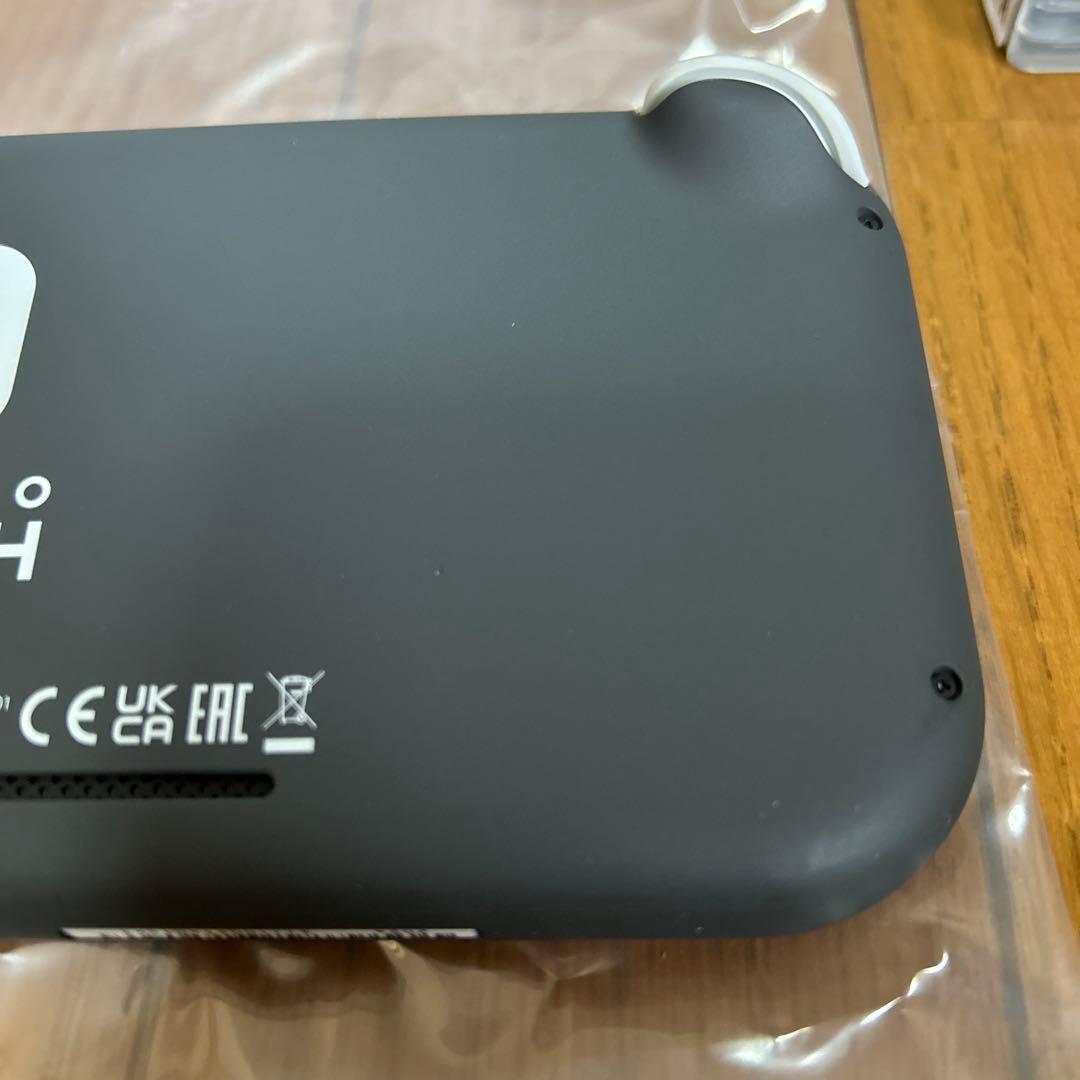 任天堂Switch right本体とソフトセット