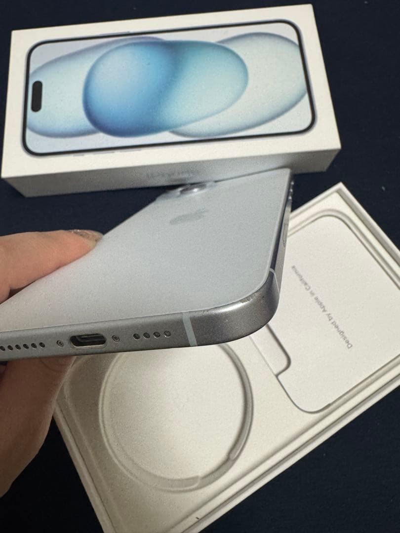 Apple iPhone 15 plus ブルー　128G♪