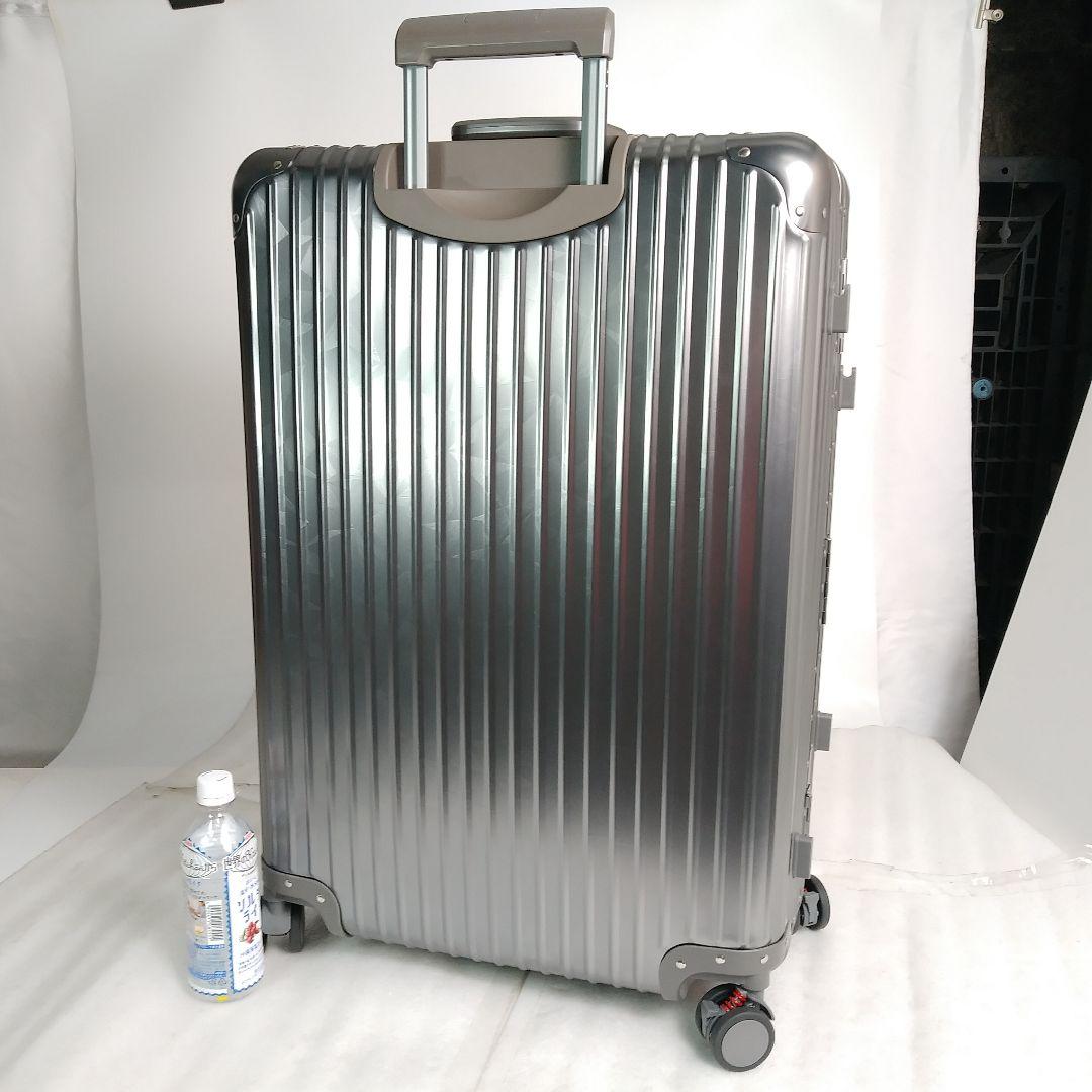 52　訳あり　着脱式タイヤ　オールアルミ製　スーツケース　ジオメ柄　ガンメタ