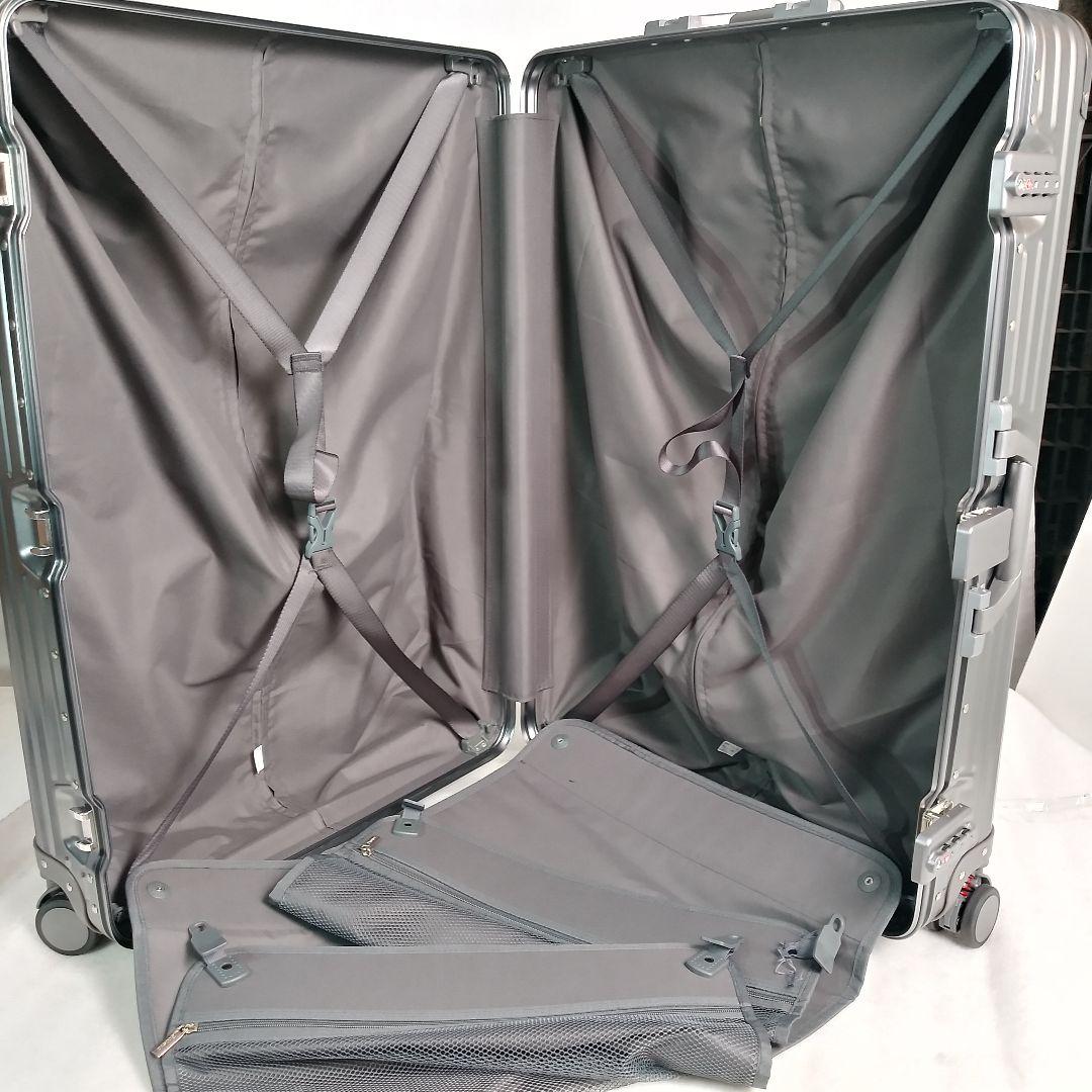 52　訳あり　着脱式タイヤ　オールアルミ製　スーツケース　ジオメ柄　ガンメタ