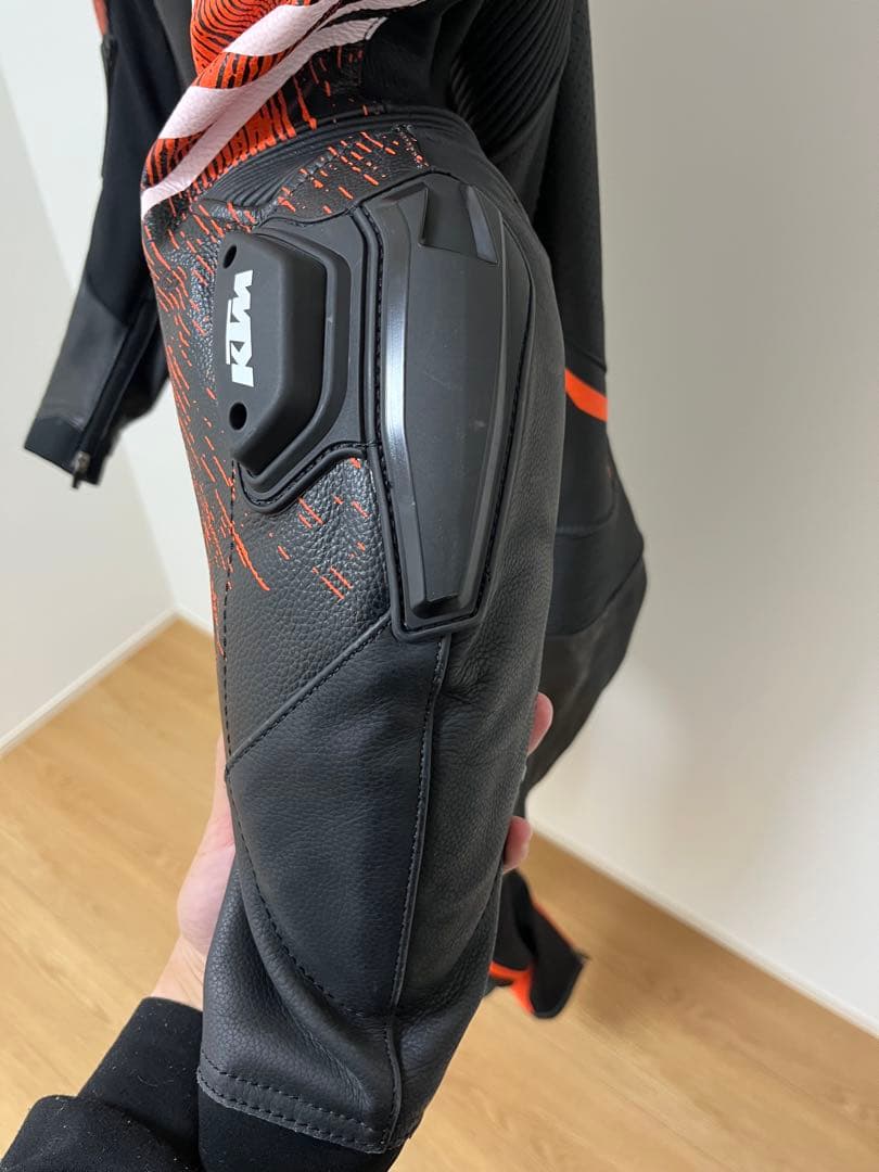 KTM 革ツナギ　レザー バイクツナギ　ブーツグローブセット　レーシングスーツ