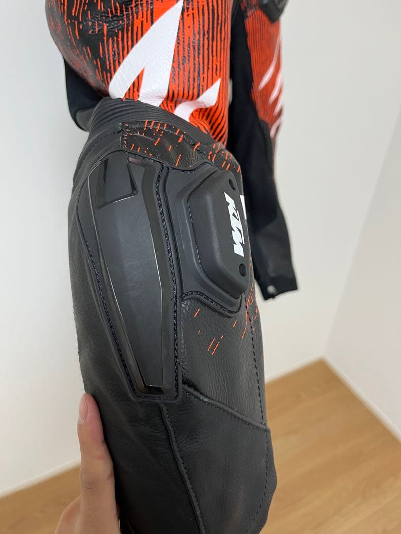 KTM 革ツナギ　レザー バイクツナギ　ブーツグローブセット　レーシングスーツ