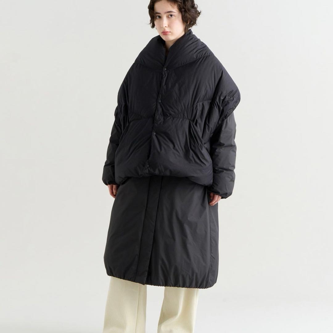 nestrobe購入ナンガ ダウンショール(ポンチョ)黒ポケット、スナップ付