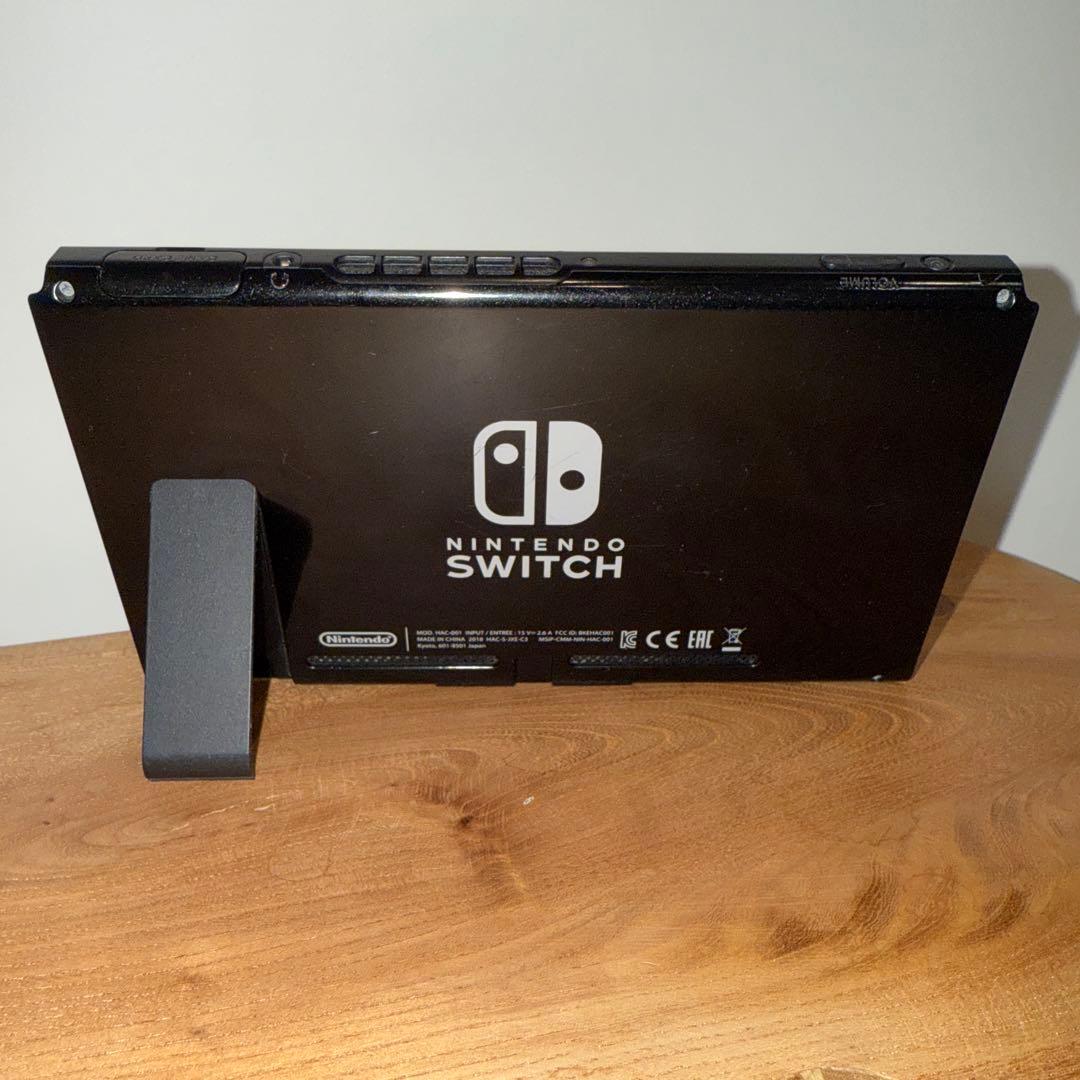 Nintendo switch 本体のみ　中古