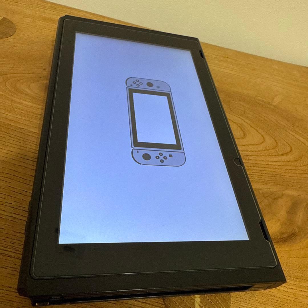 Nintendo switch 本体のみ　中古