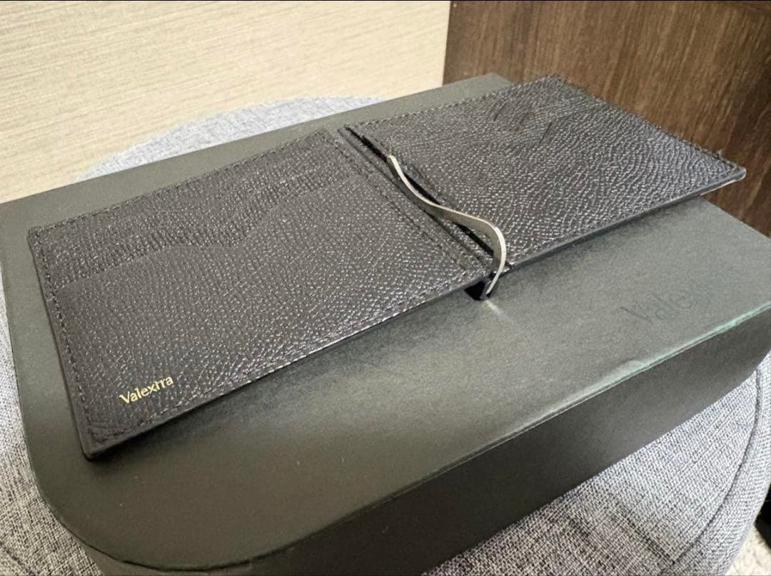 Valextra ブラック レザー マネークリップ　新品未使用品