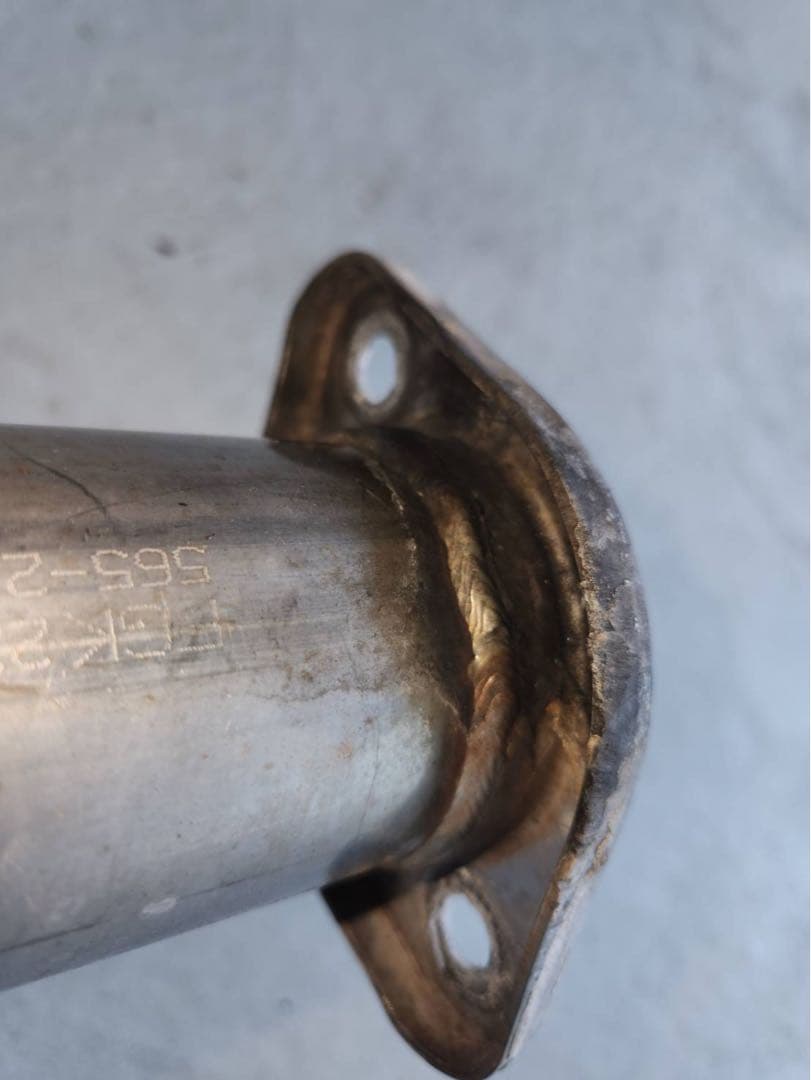 【ジャンク】フジツボ マフラー ZN6 86用 フランジ部分亀裂あり