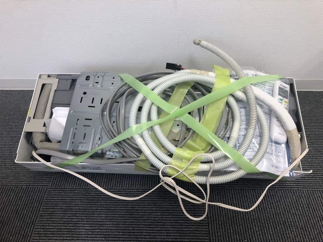 レイ様　DAIKIN F22ZATES-M 壁掛け型エアコン 2023年製