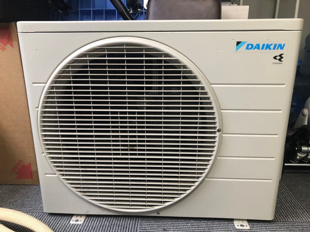 レイ様　DAIKIN F22ZATES-M 壁掛け型エアコン 2023年製