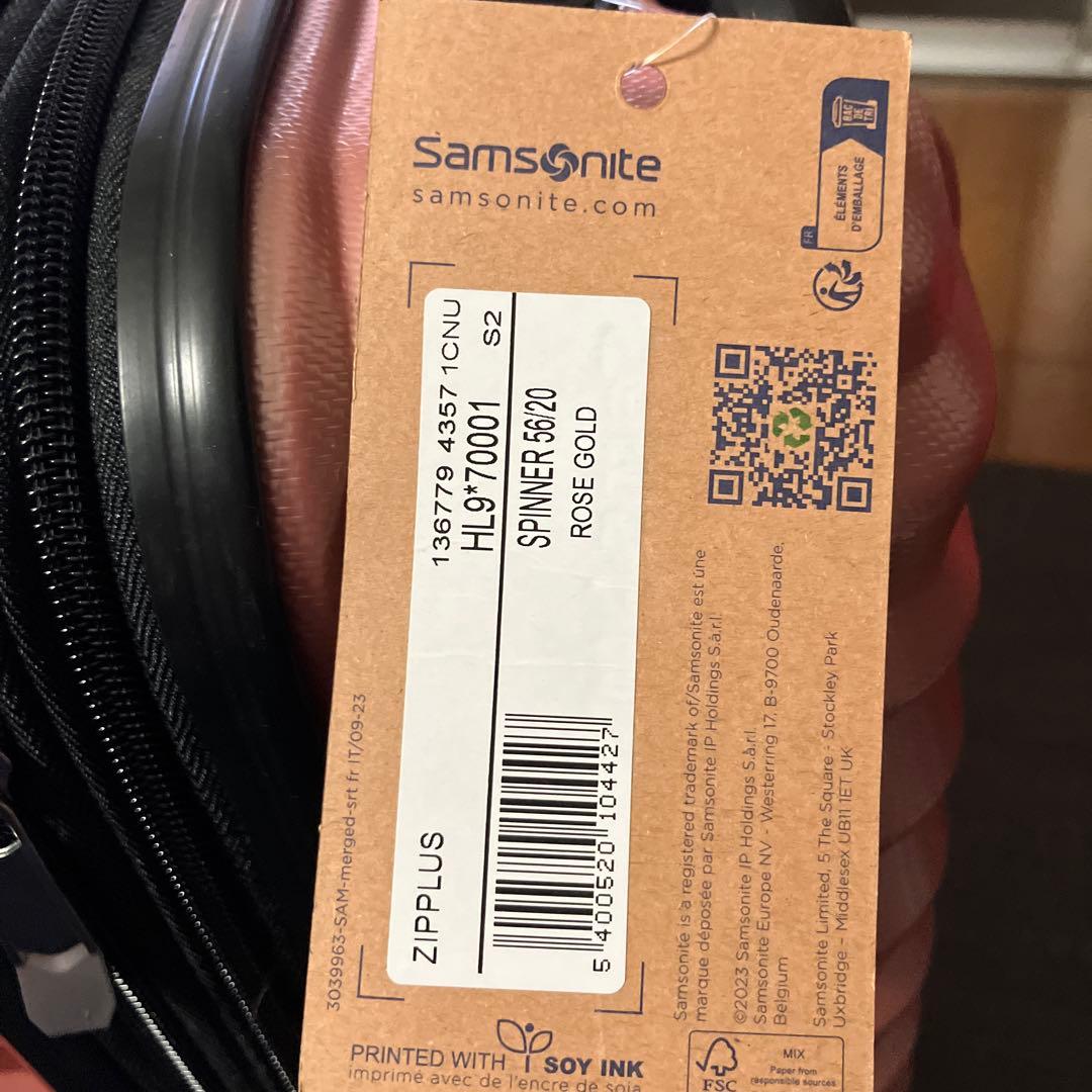 Samsonite 中型キャリーケース ピンク