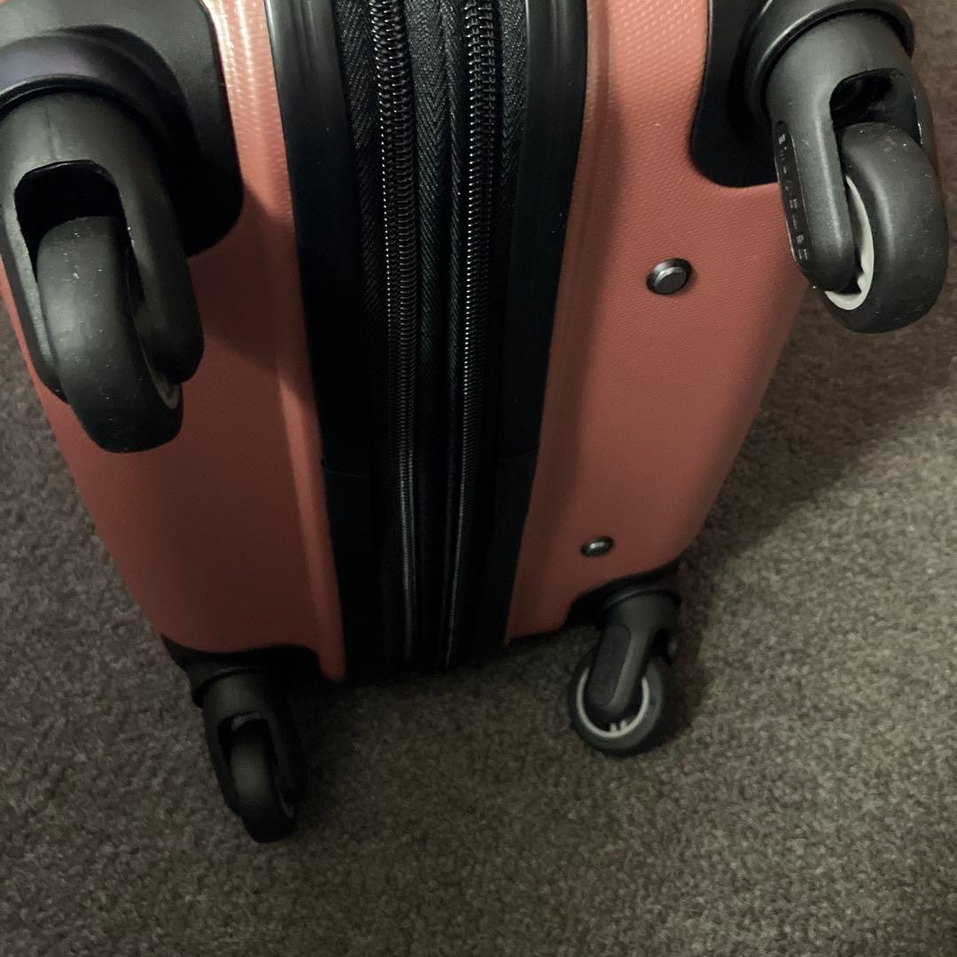 Samsonite 中型キャリーケース ピンク