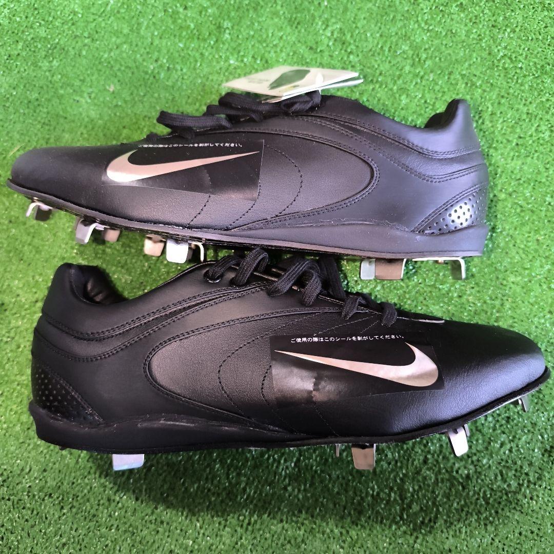 Nike ブラック レザー スパイクシューズ