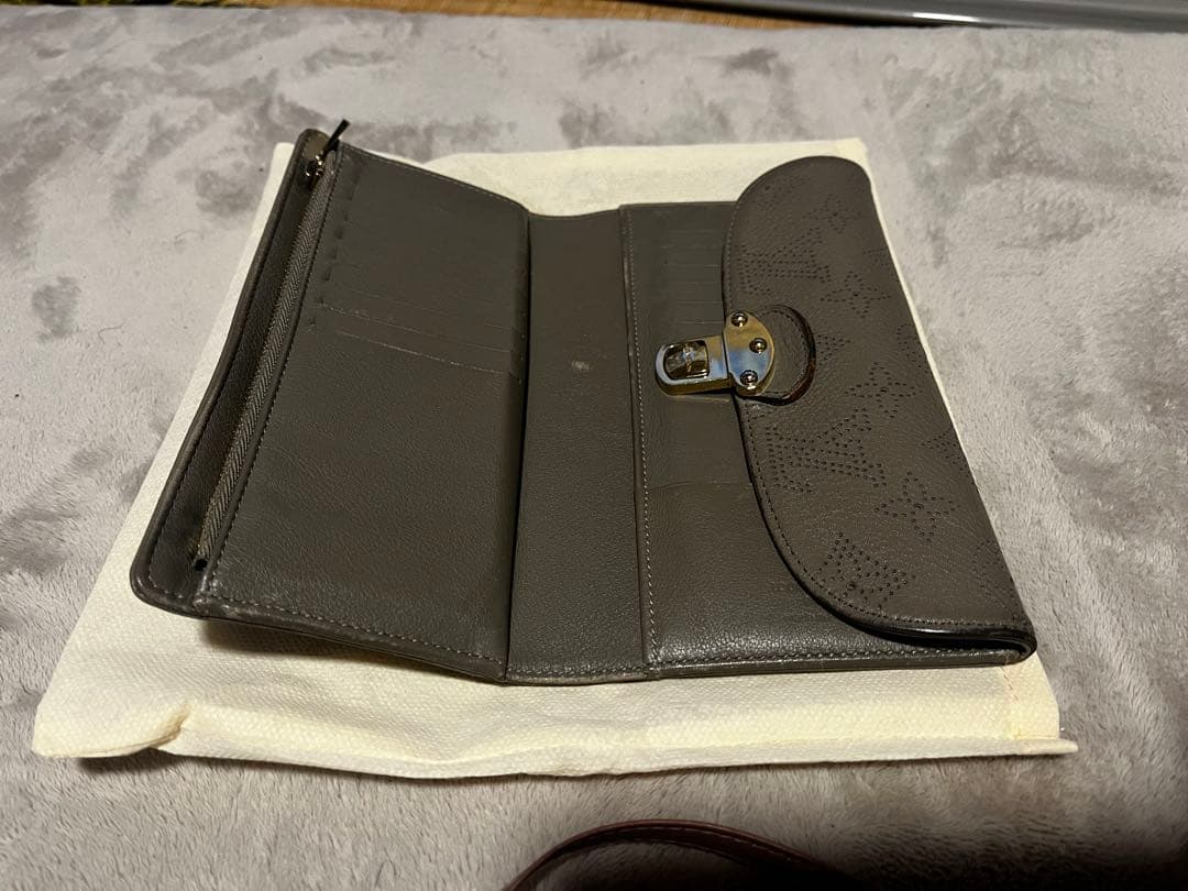 ルイ・ヴィトン ポルトフォイユ　グレー レザー 長財布