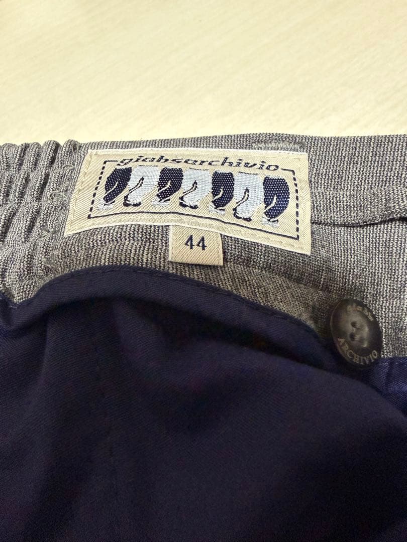 ジャブスアルキビオ　マサッチョ　44 グレー