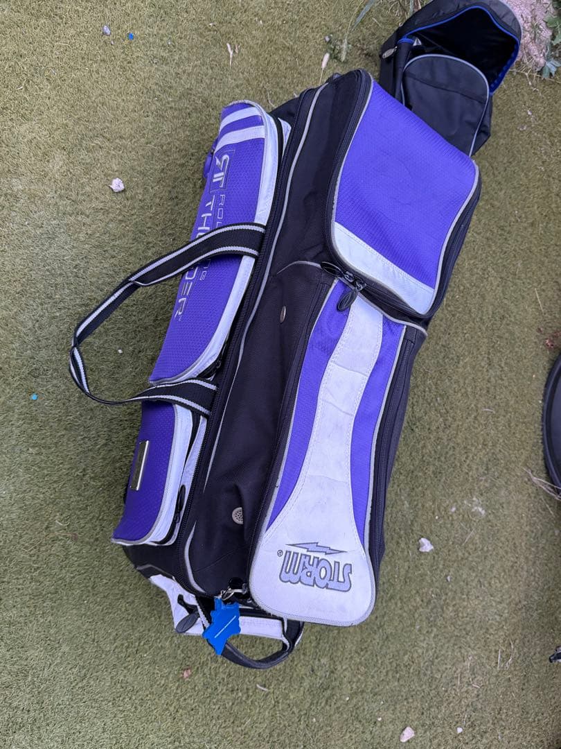 ⚠️ボウリングバッグのみ ストーム ３個入り ボールは含まれません。