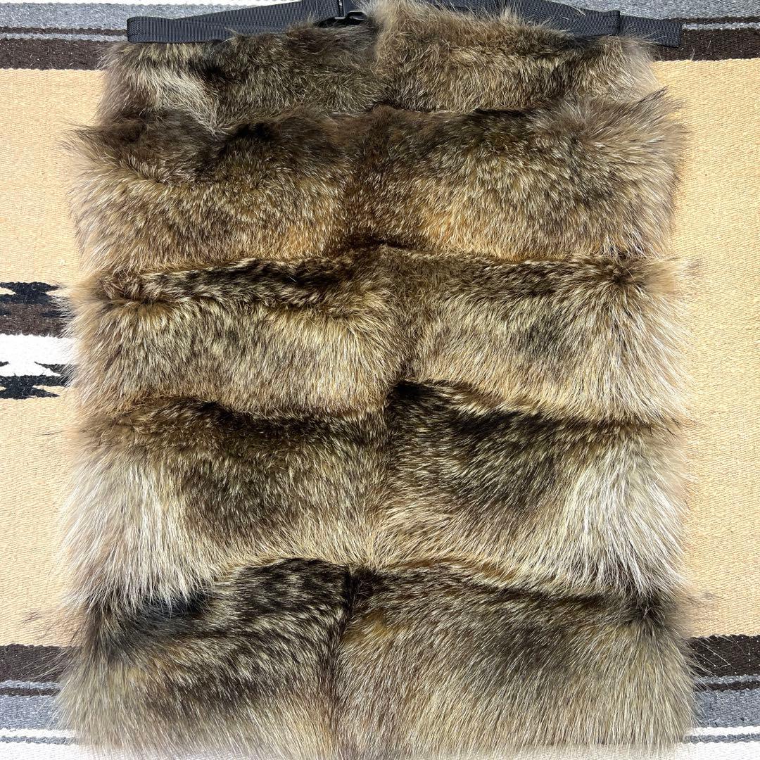 本革　裏地付レザー　狸毛皮敷物　尻あて尻皮　ヒップガード　登山　キャンプ　スキー