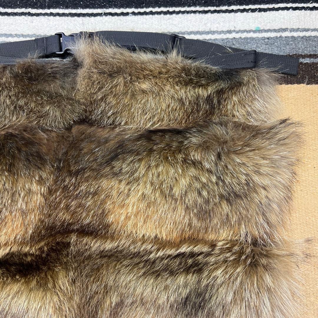 本革　裏地付レザー　狸毛皮敷物　尻あて尻皮　ヒップガード　登山　キャンプ　スキー