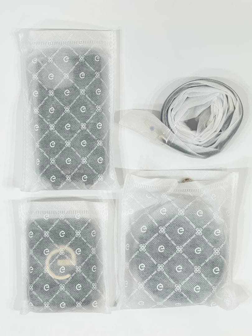 【新品未使用】custype ブラック iPhone15Pro用　ケース