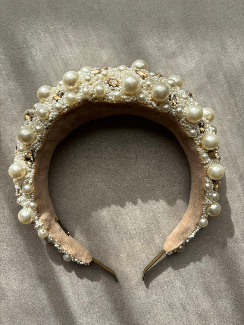 deepa gurnani パール　カチューシャ　結婚式　前撮り　髪飾り