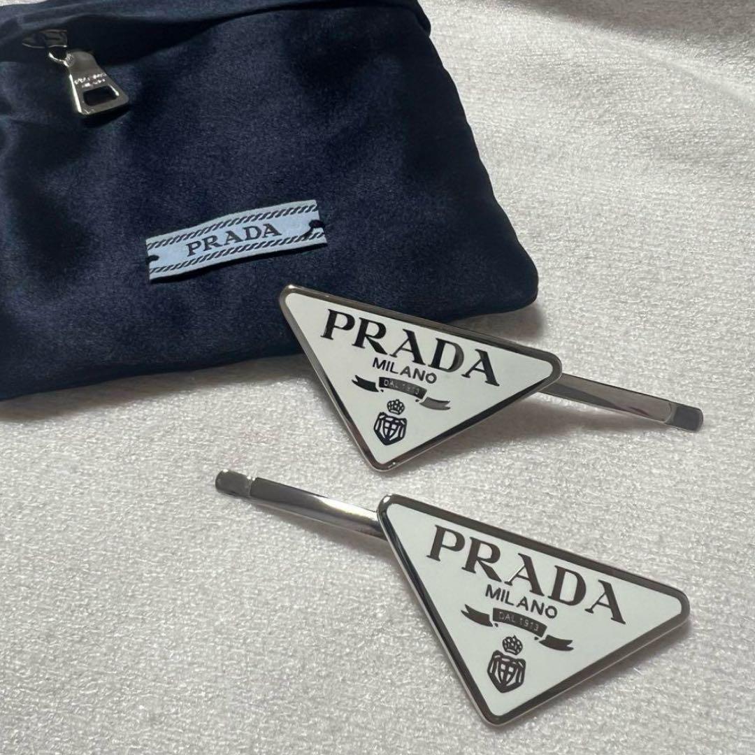 未使用☆正規品　PRADA プラダ　メタルヘアクリップ　ヘアアクセ　ヘアピン