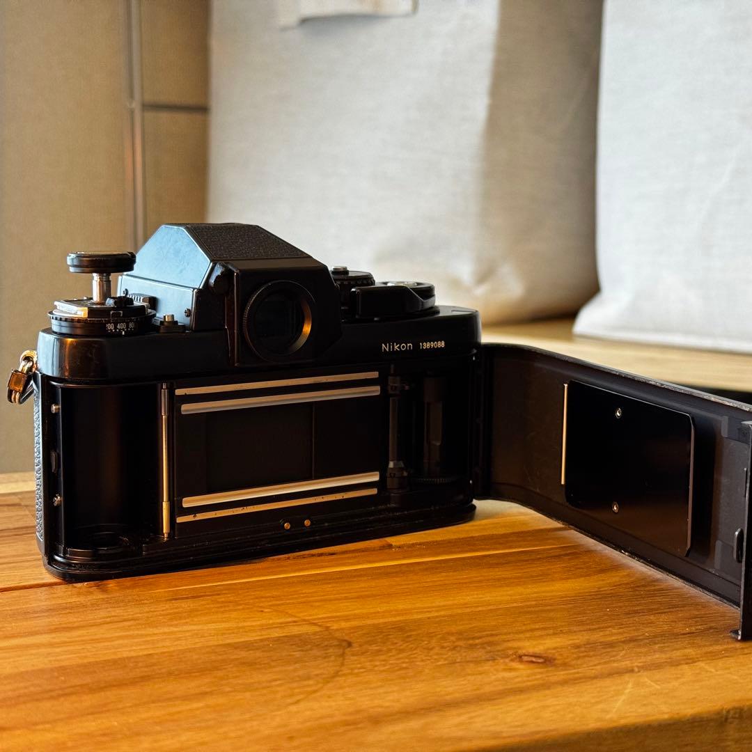 nikon f3 （Ai Nikkor 50mm f1.4付き）