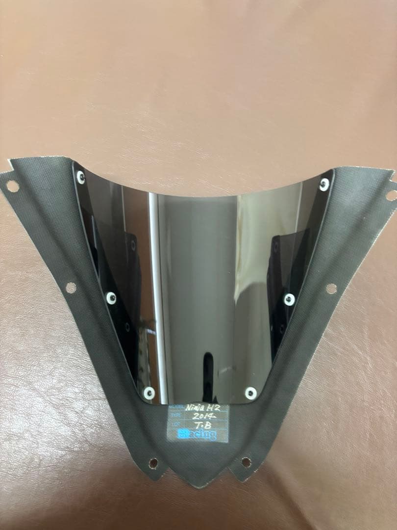 MRacing カーボンファイバー レーシングスクリーン　ninja h2