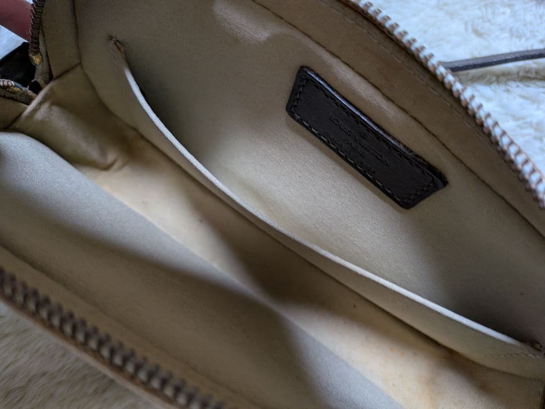 Louis Vuitton ショルダーバッグ ベージュ