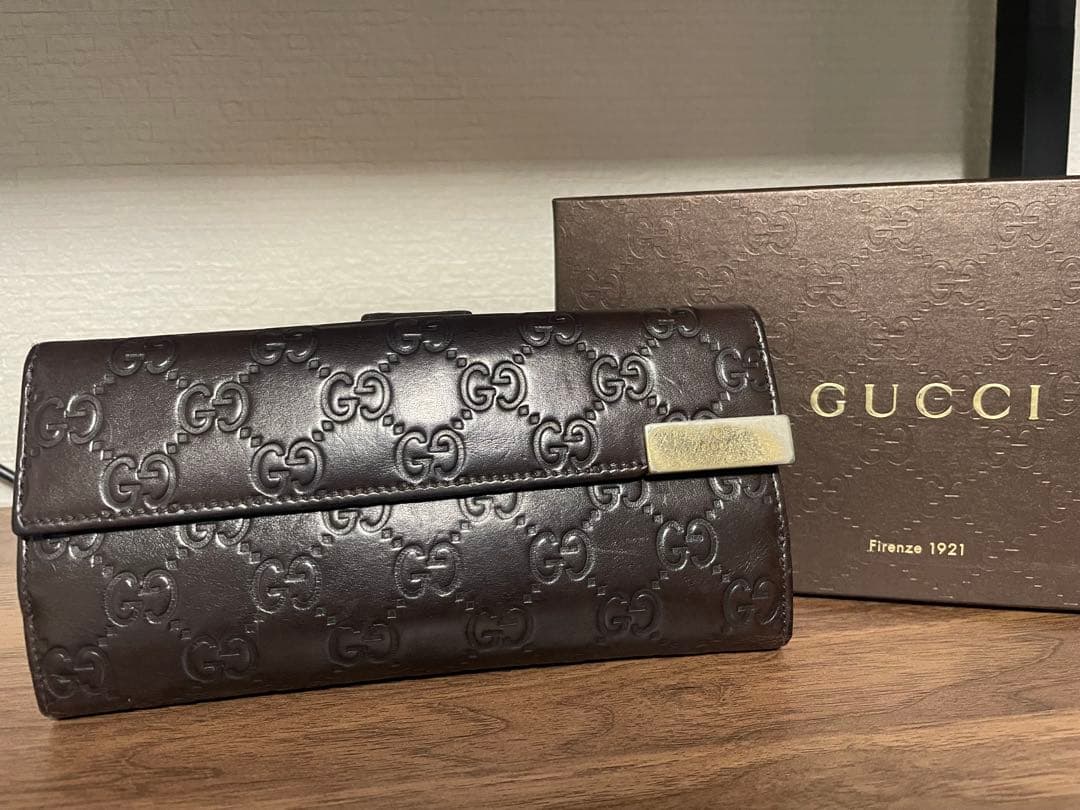 GUCCI ブラウンレザー 長財布