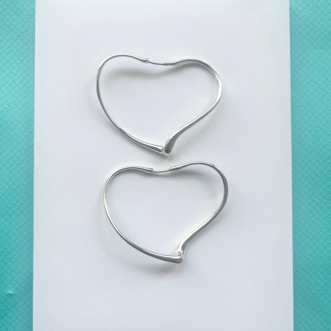 Tiffany オープン ハート フープ ピアス M