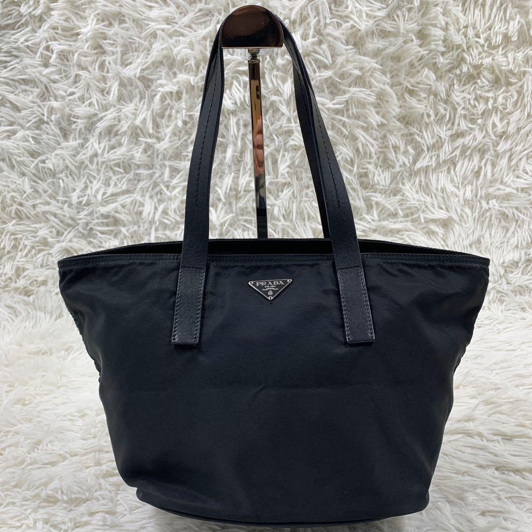 【✨極美品✨】プラダ トートバッグ 三角ロゴ 舟形 ナイロン ブラック