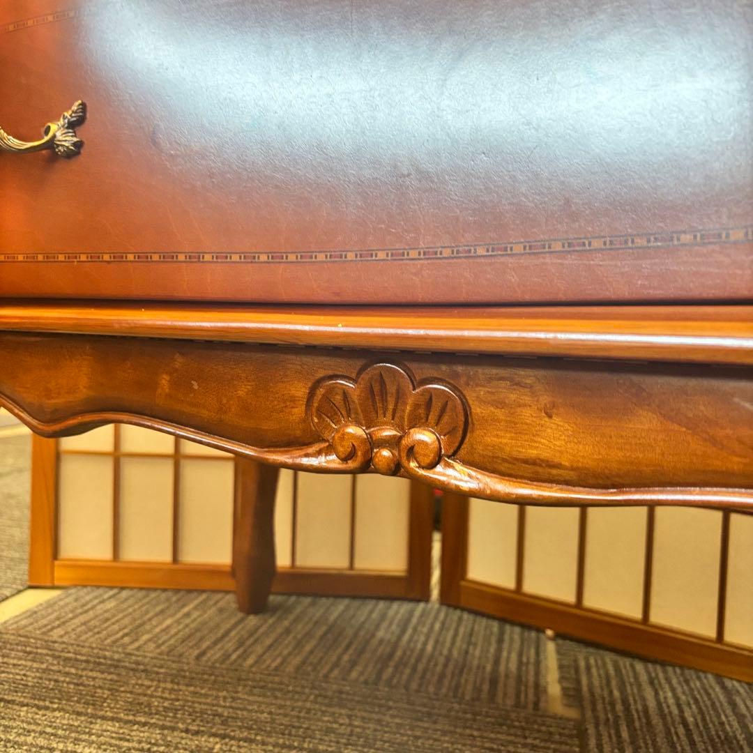 イタリア製 2段チェスト 象嵌 花柄 猫脚 ワイドチェスト クラシック 欧風