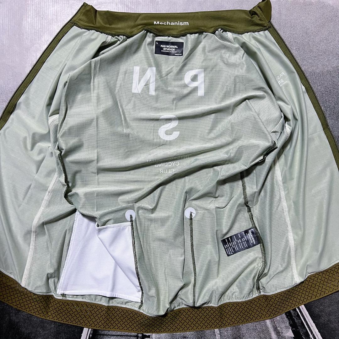 新品 パスノーマルスタジオ メンズ メカニズム ジャージ Lサイズ グリーン