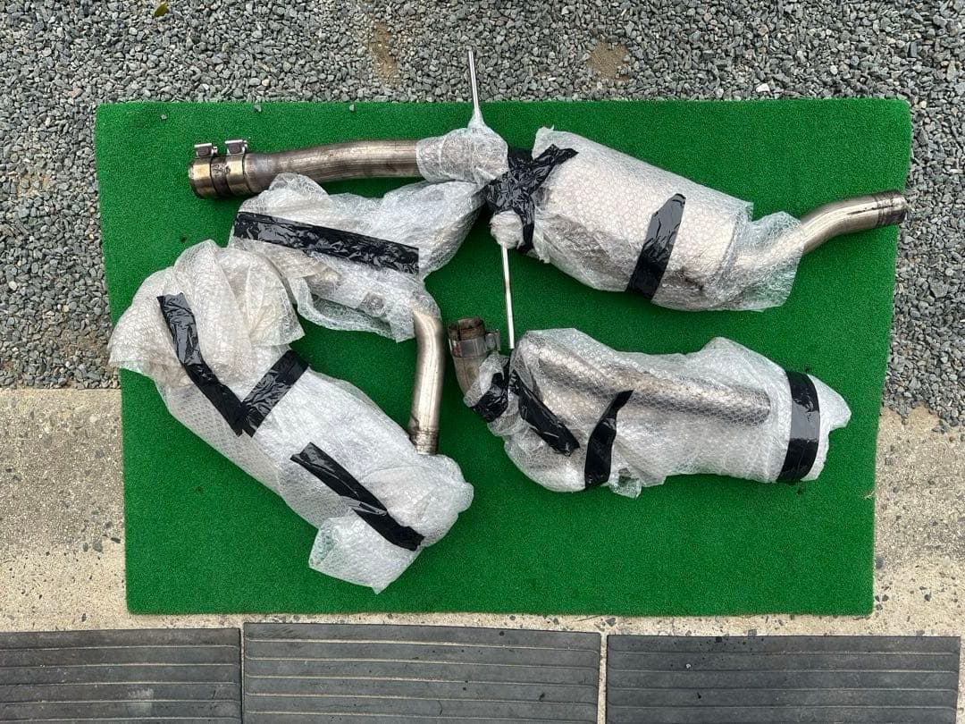 マサ　A4/アバント　エキゾーストマフラー　アウディ(8k、B8.5)