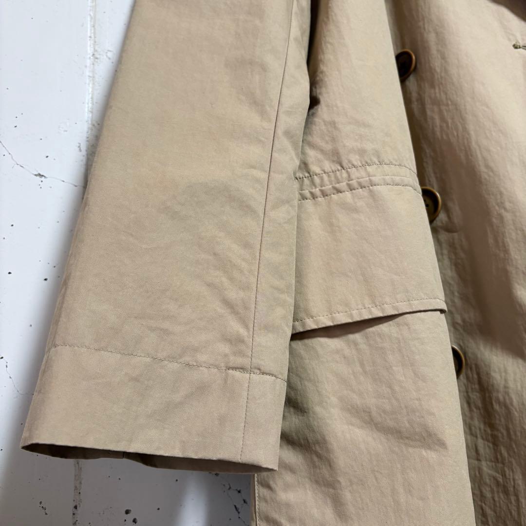 MHL. ドライワックスコットンナインロン トレンチコート ストーンベージュ