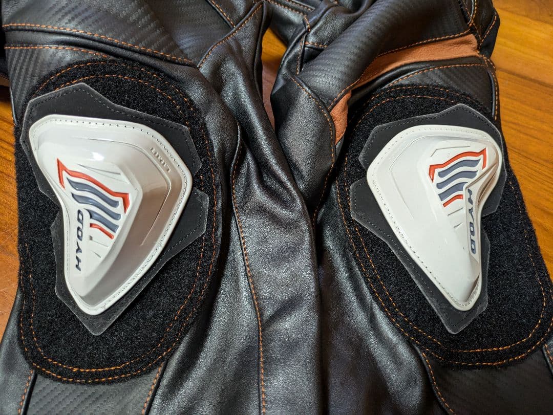 ヒョウドウ　レザーパンツ　MW