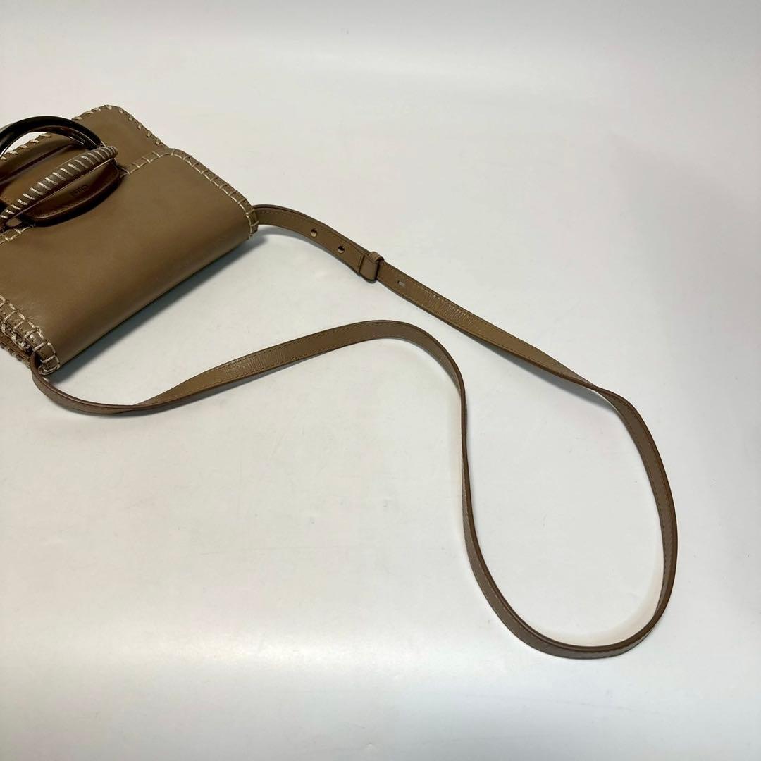 p09【極美品】クロエ　カティ　KATTIE レザー　ステッチショルダーバッグ.