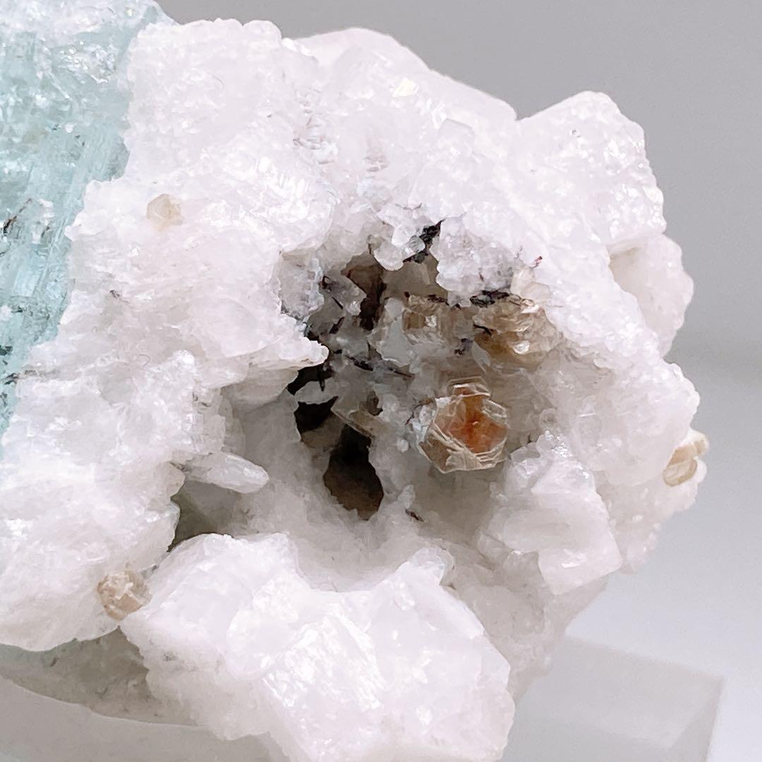 アクアマリン　原石　鉱物標本　214