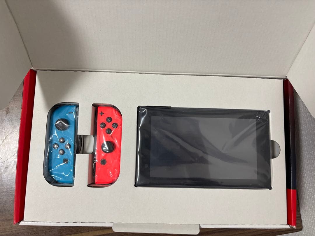 Nintendo Switch 本体・ケース・SDカード64GB