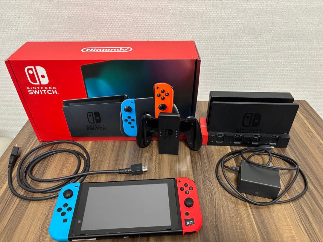 Nintendo Switch 本体・ケース・SDカード64GB