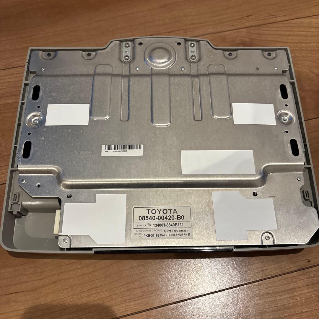 トヨタ純正フリップダウンモニター　リモコン付きV11-R62Cノアヴォクシー