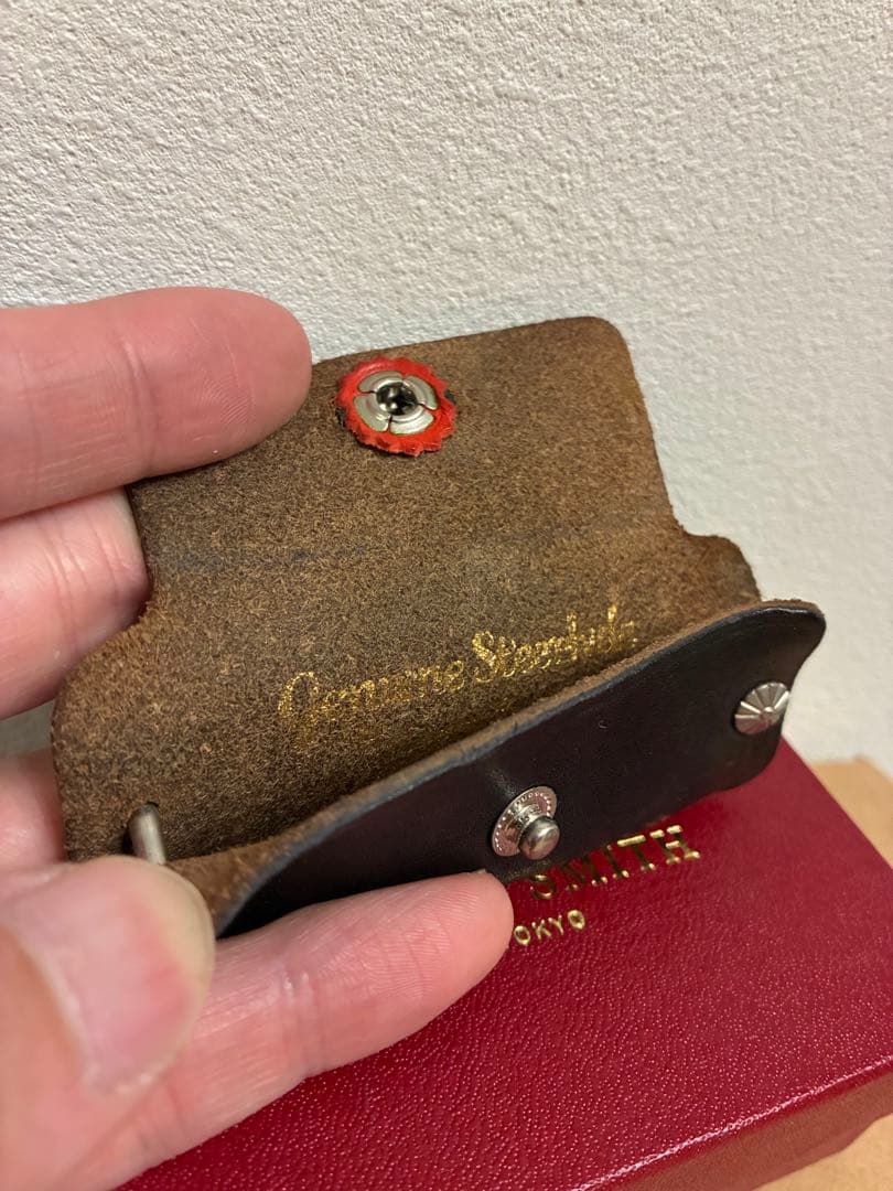 LARRY SMITH ブラックキーケース