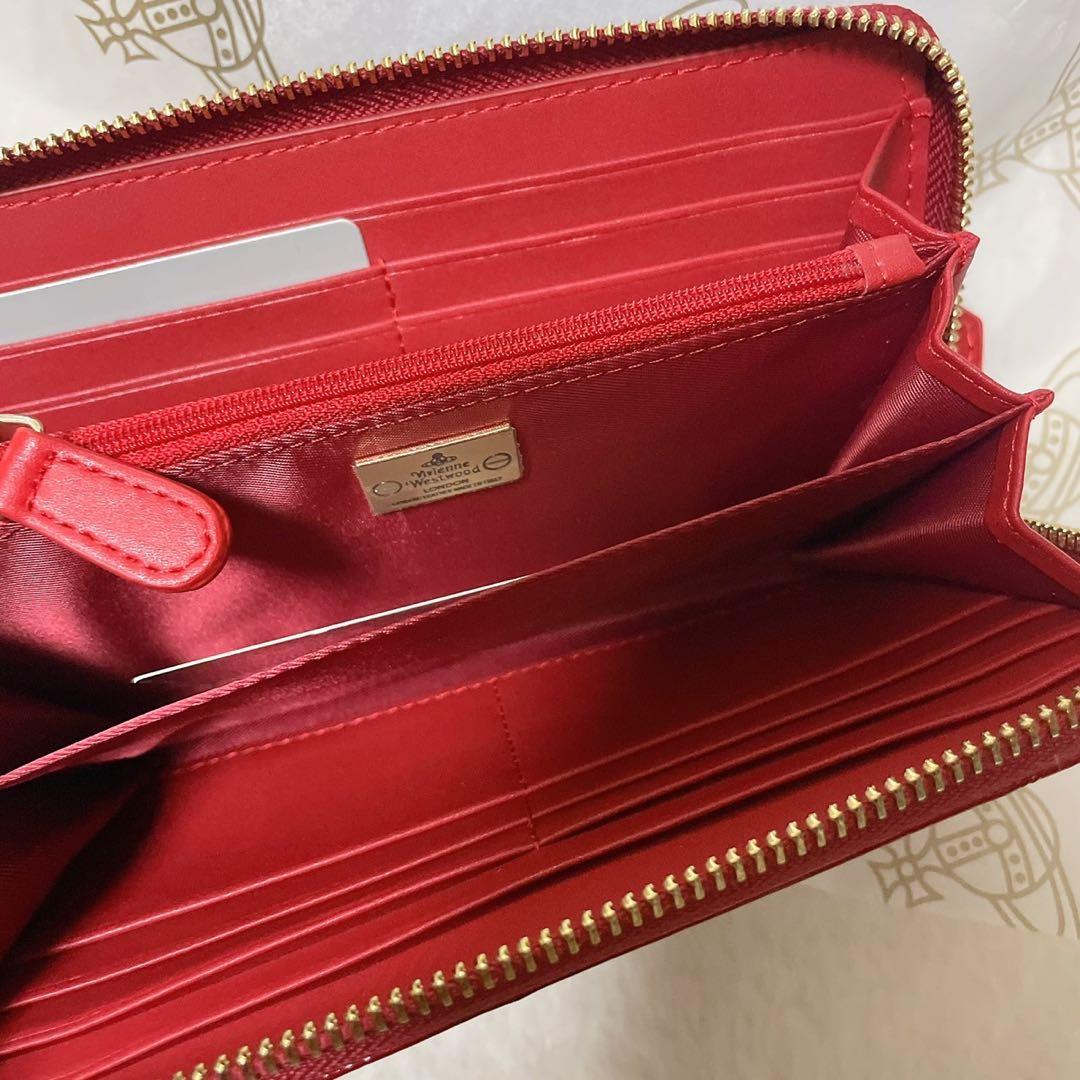 Vivienne Westwood エンボス長財布 レッド