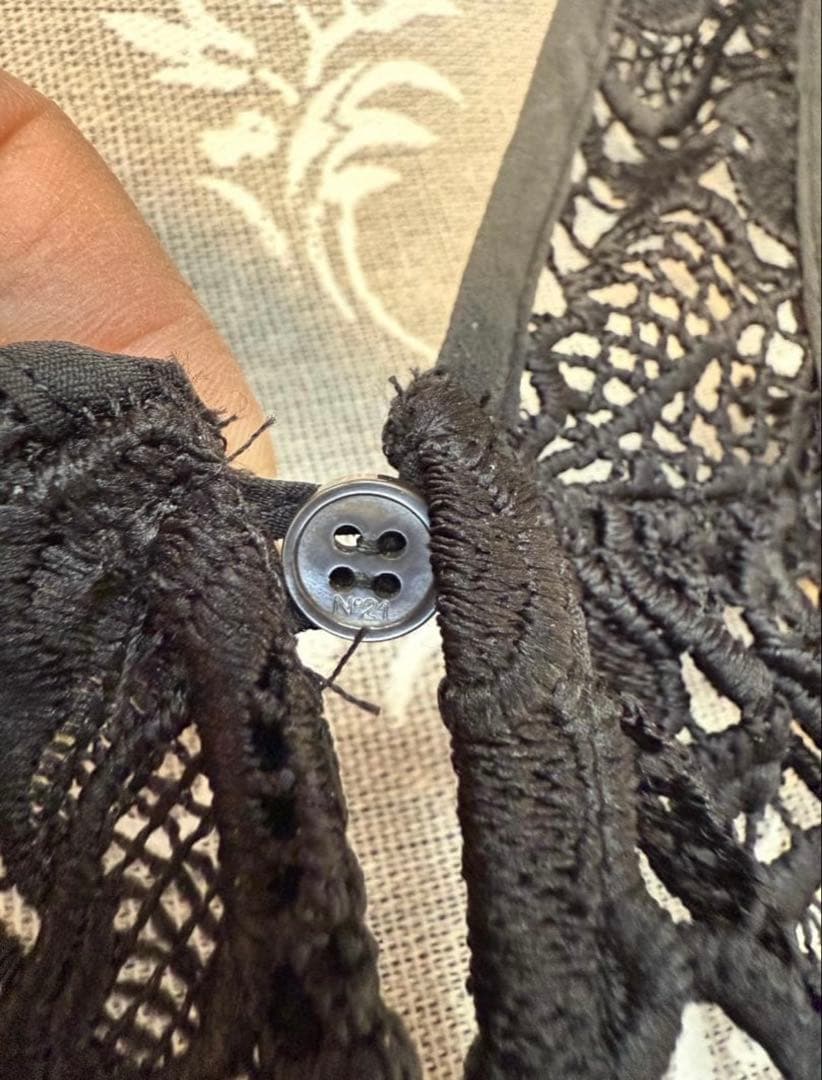 N°21 ヌメロヴェントゥーノ アシンメトリー総レースワンピース